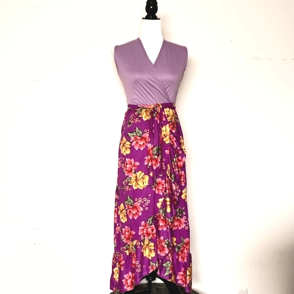 Floral Print Sleeveless Belted Wrap Dress